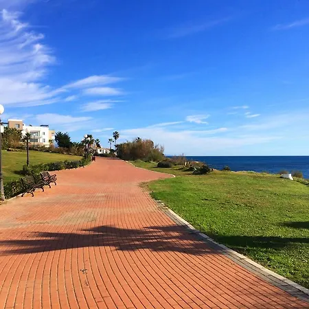 شقة Bermuda إِستيبونا